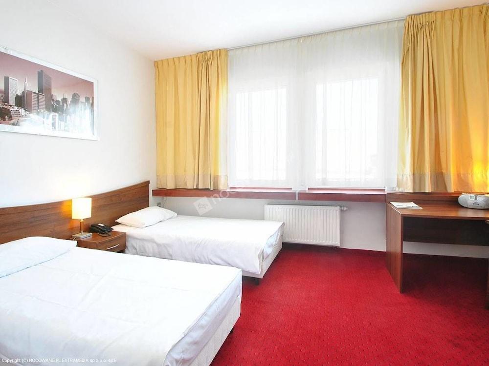 M Hotel Łódź Dış mekan fotoğraf